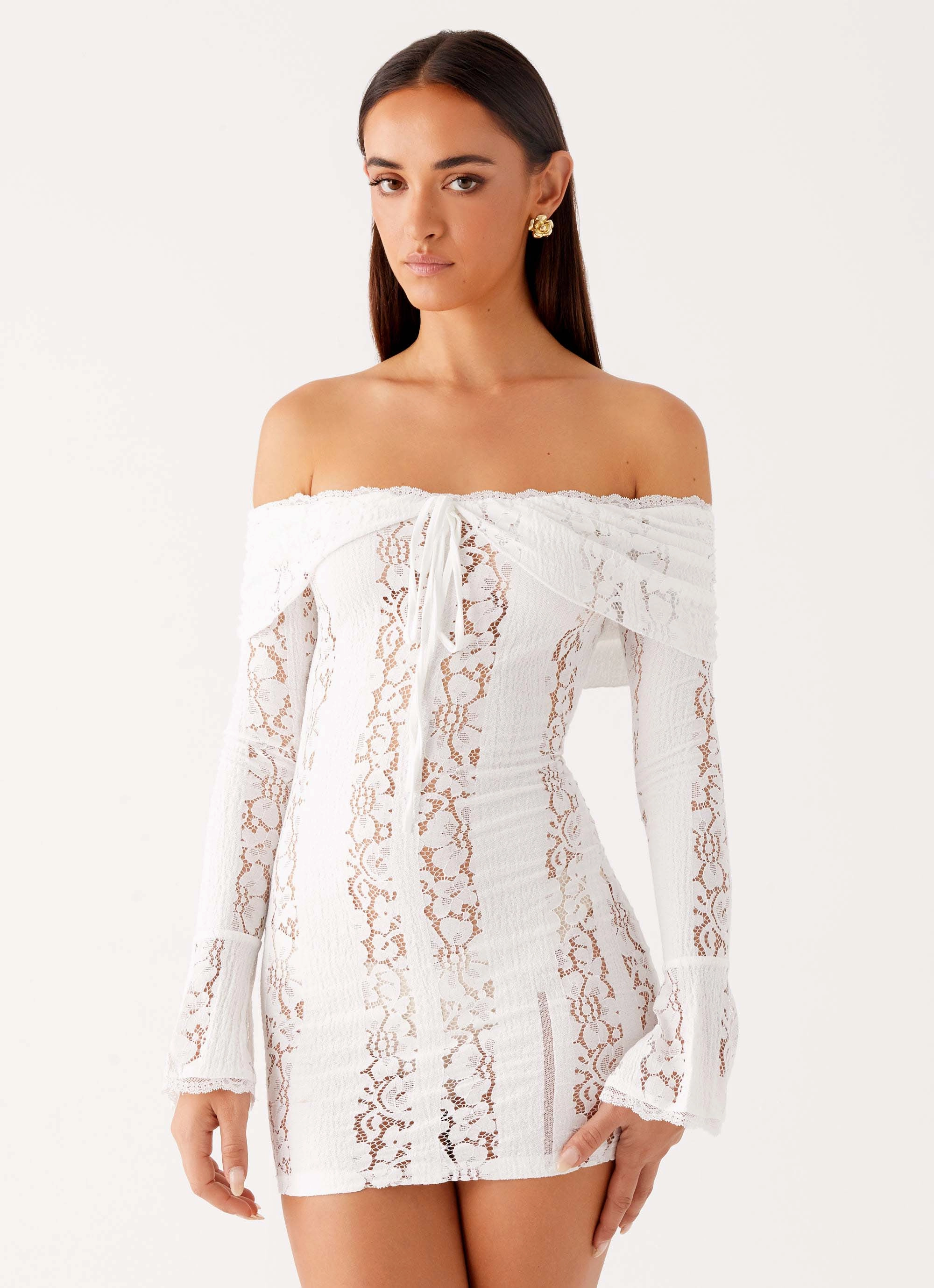 Syvanna Lace Mini Dress - White Comfort Fit