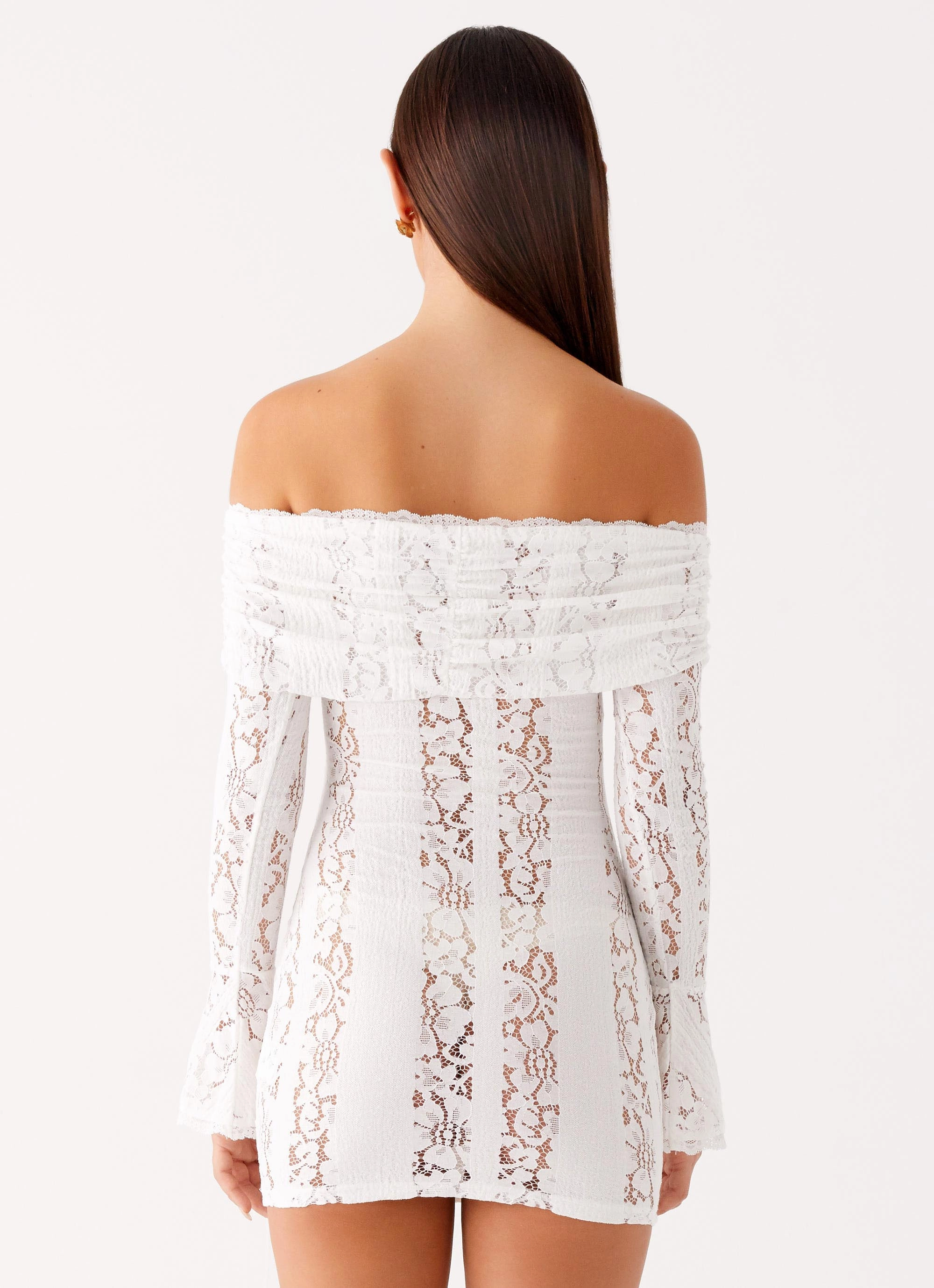 NoiseFreeFabric Elegant Layer Syvanna Lace Mini Dress - White