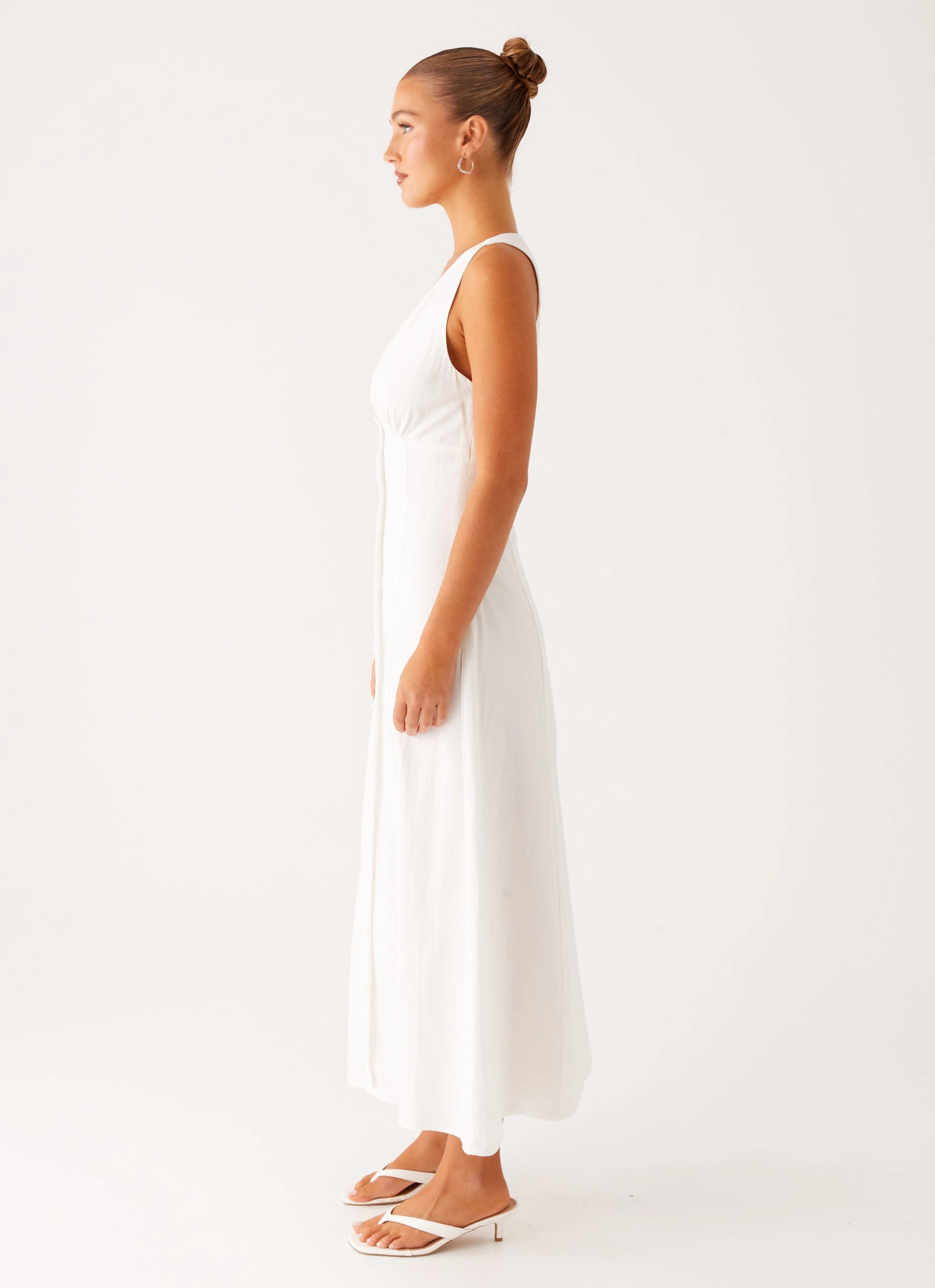 Versatile Wear Tamsin Linen Maxi Dress - White