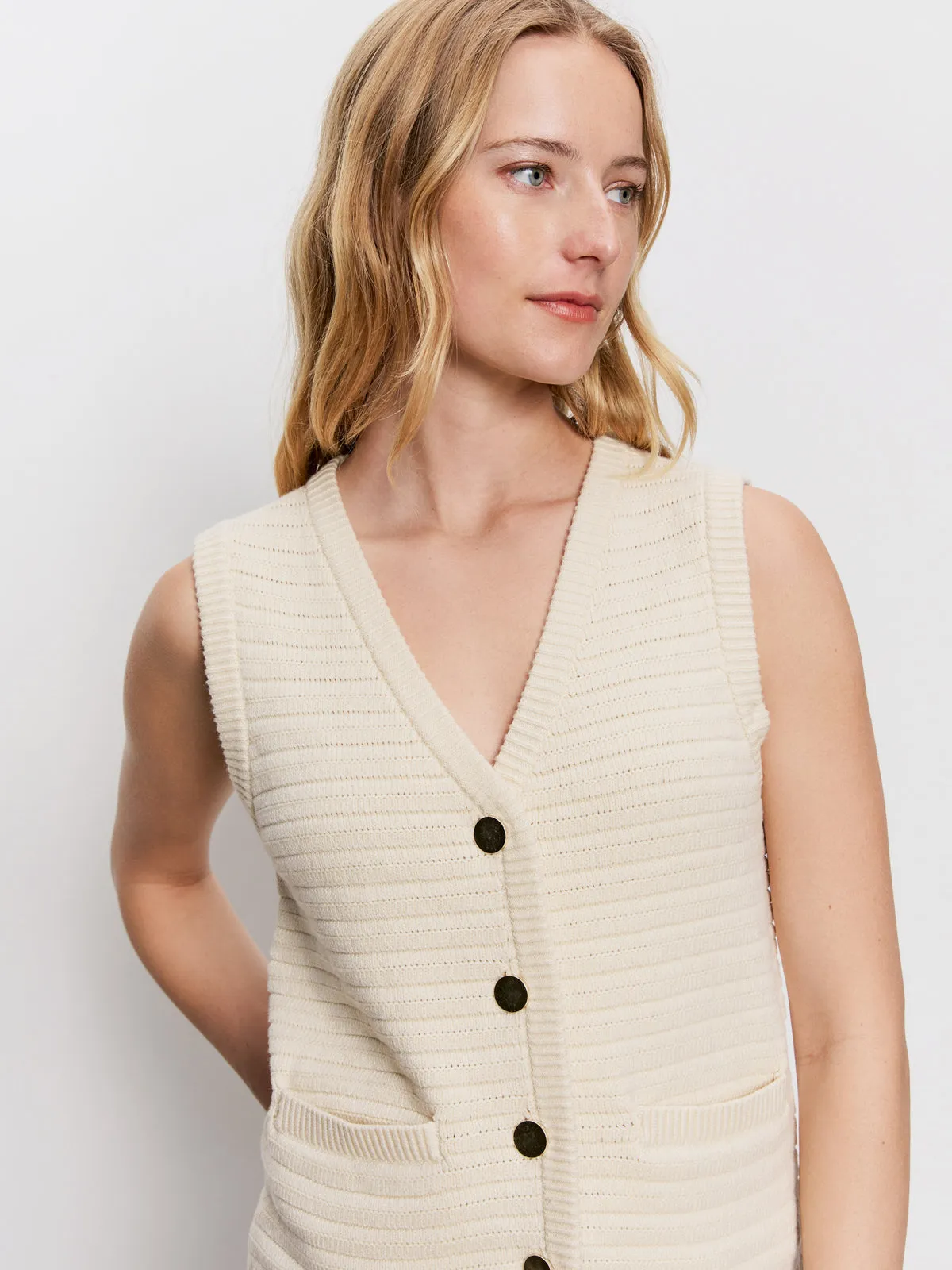 Hypoallergenic Lining Textured Sweater Vest Macrame