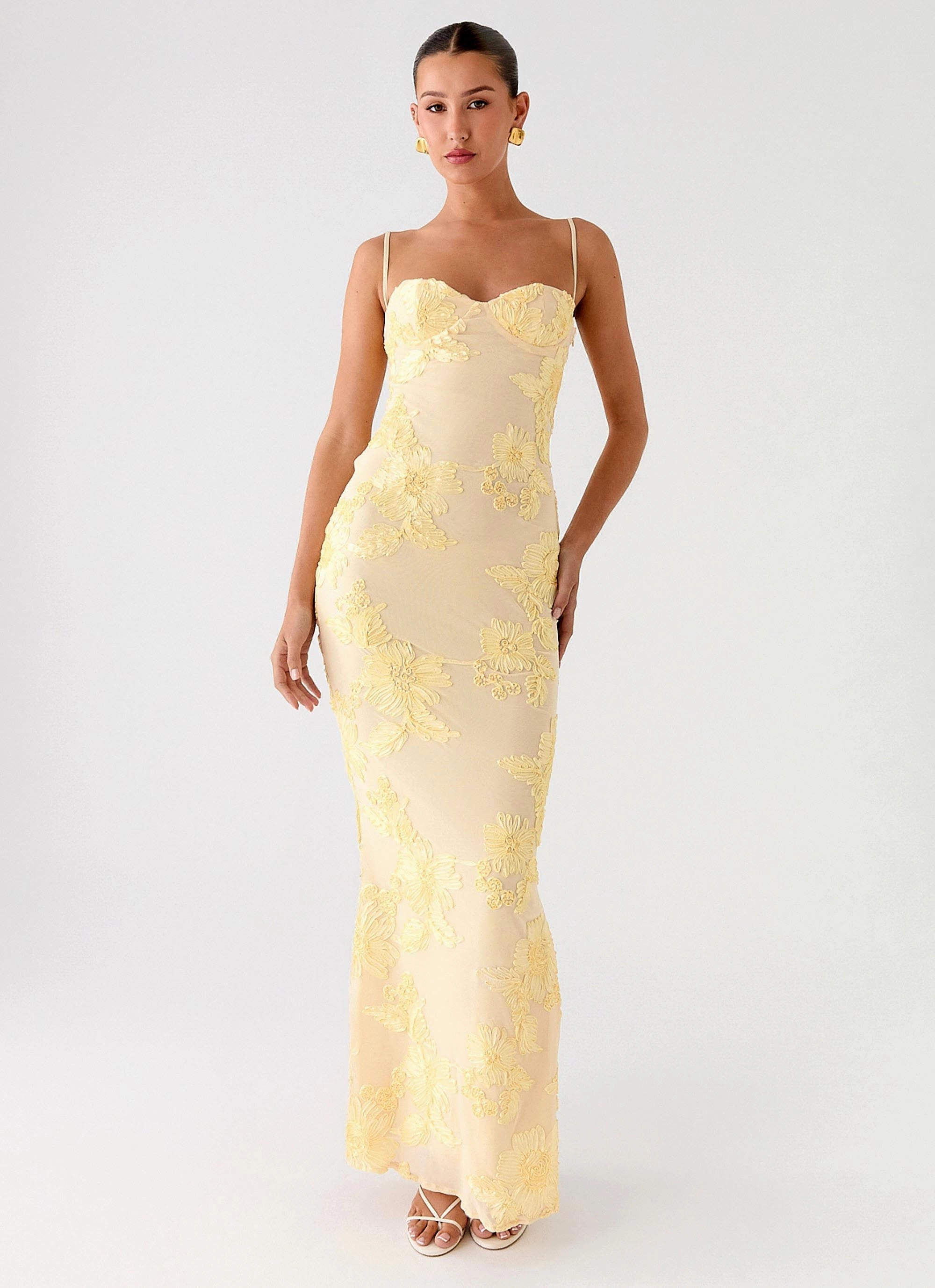 That Girl Maxi Dress - Lemon Versatile Wearable Daytime Look