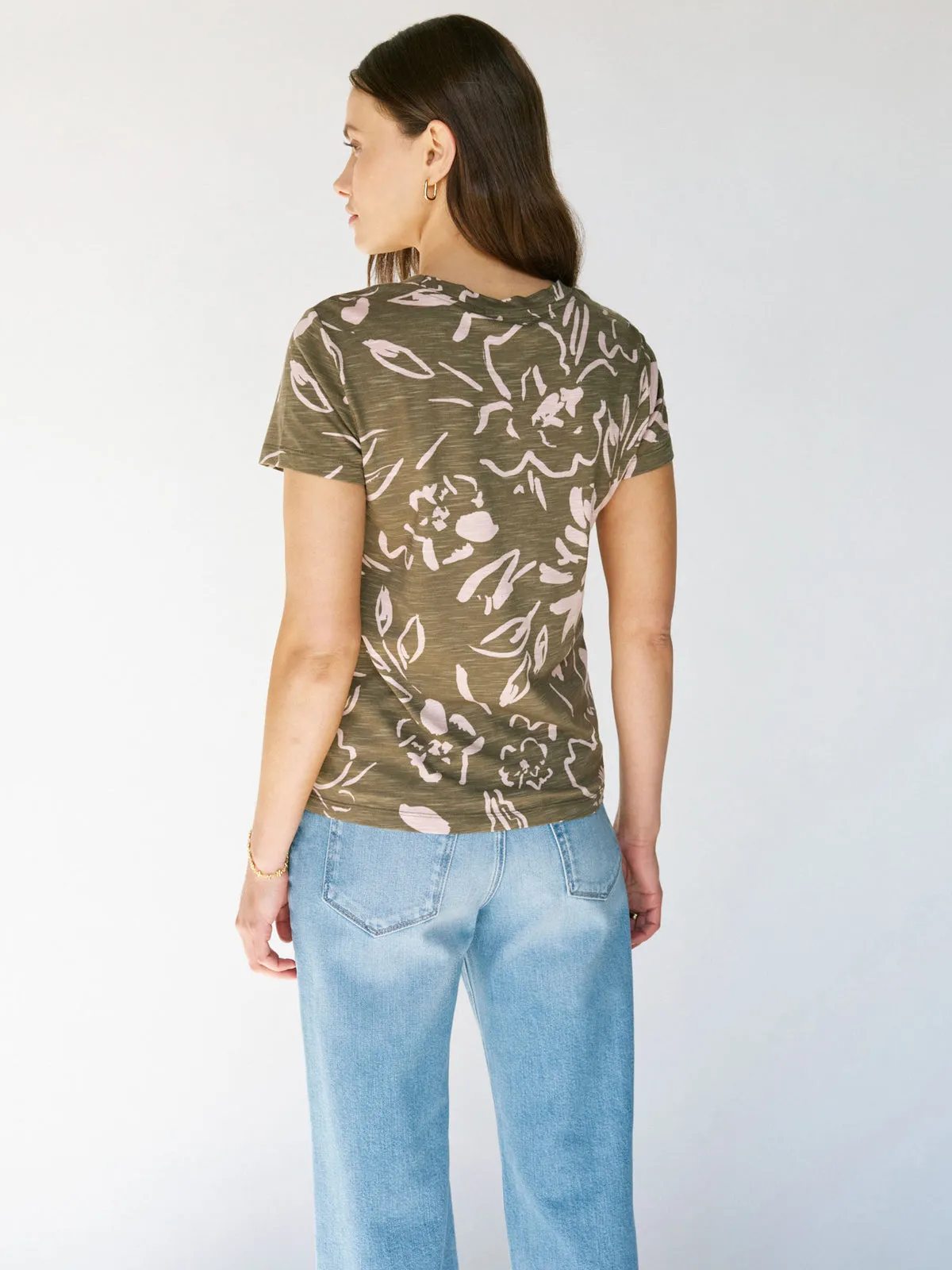 MinimalistCut The Perfect Tee Lush Harmony