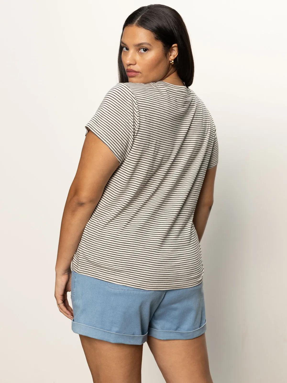 The Perfect Tee Pumice Stone / Black Stripe Extended Sizing Recycled Polyester Blend Torsion Support Structure