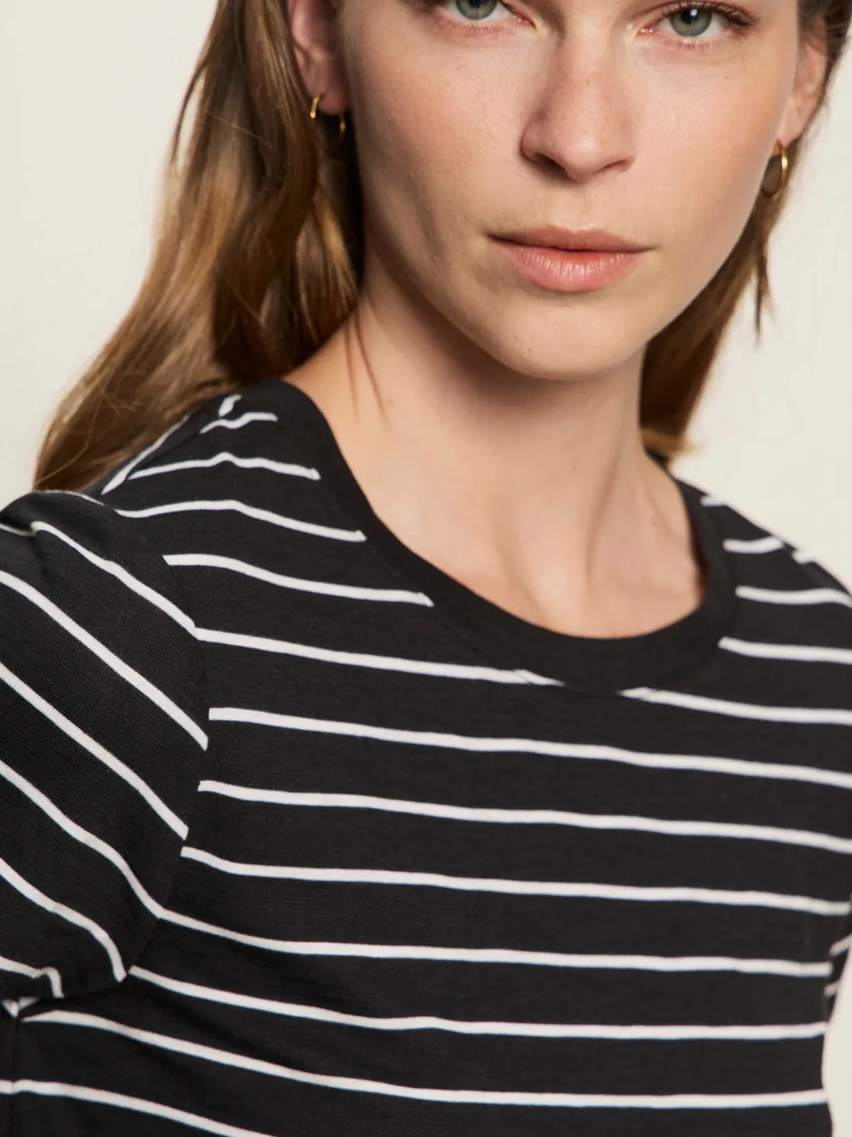 The Perfect Tee White/Black Stripe MeshPanel