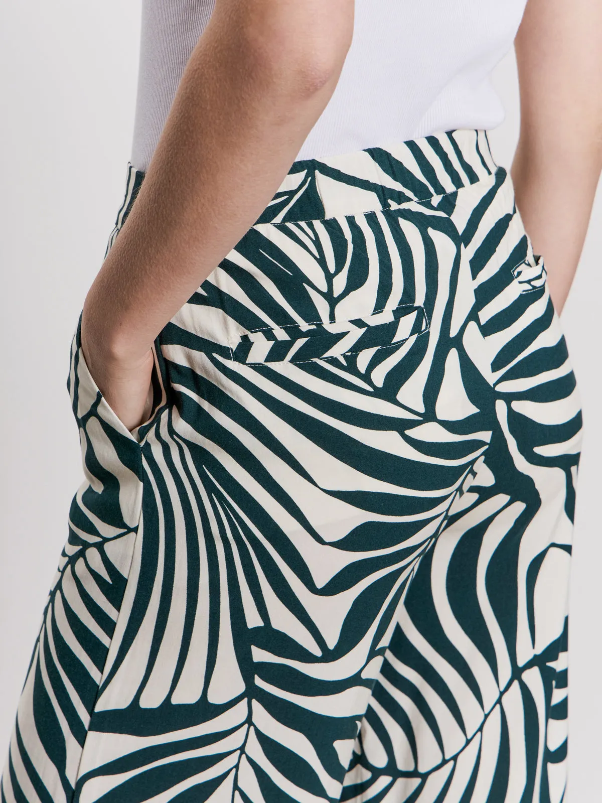 The Soft Trouser Green Oasis SeamlessPockets