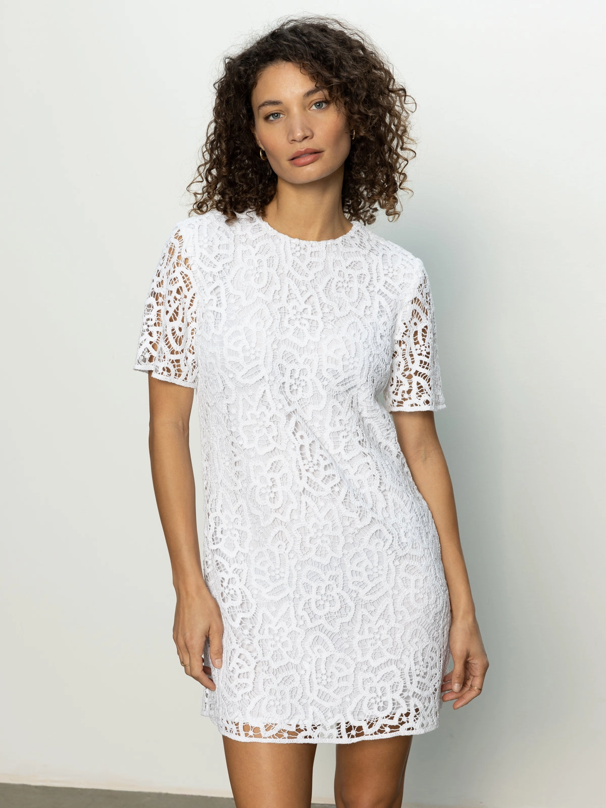 The Wanderer Lace Dress White PortableOption