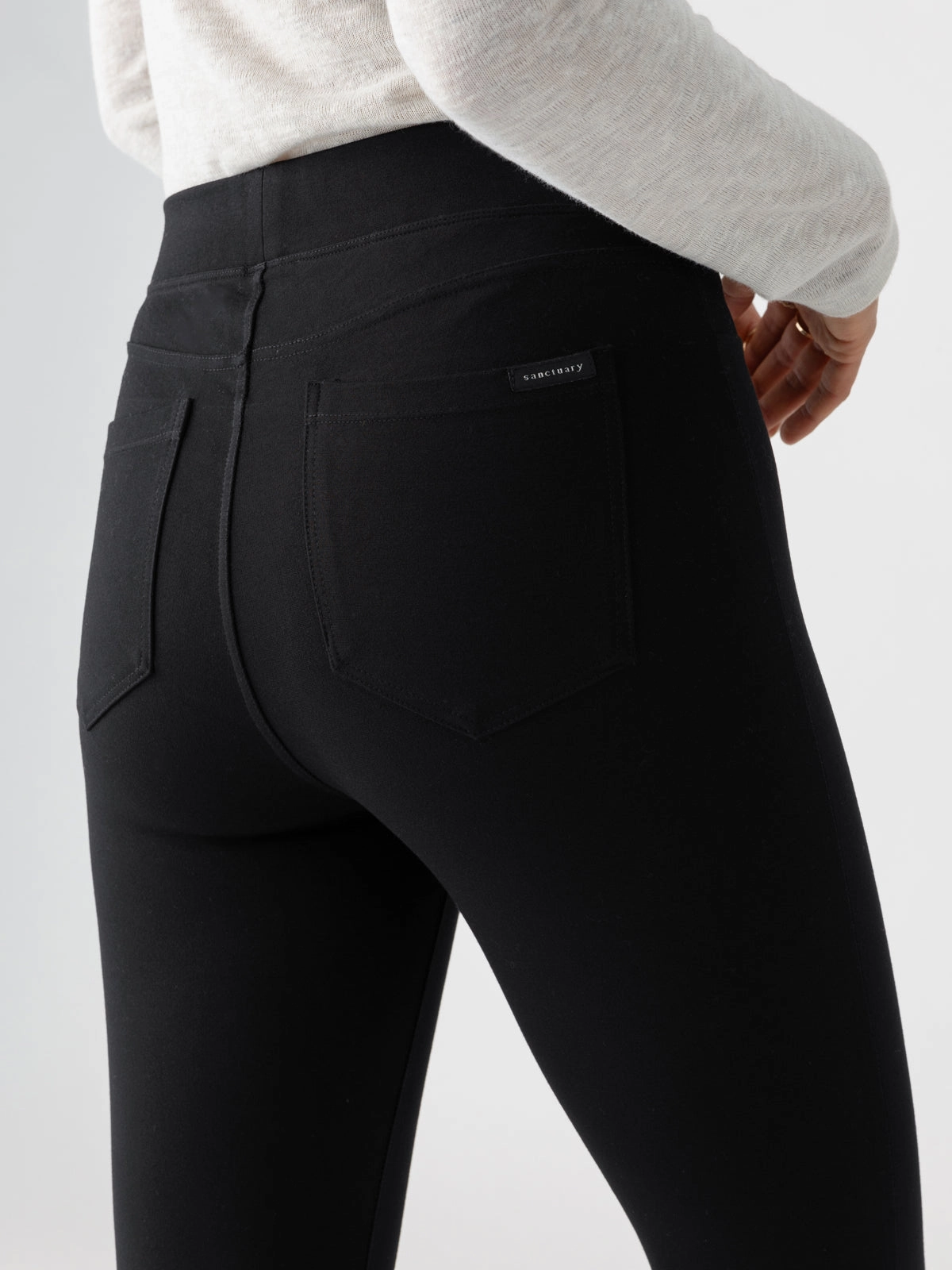 Runway Semi High Rise Legging Black HygienicCoating