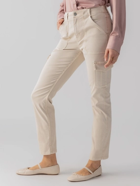 WrinkleResistantTextile Multi Panel Design Sculpted Hayden Cargo Standard Rise Pant Toasted Almond