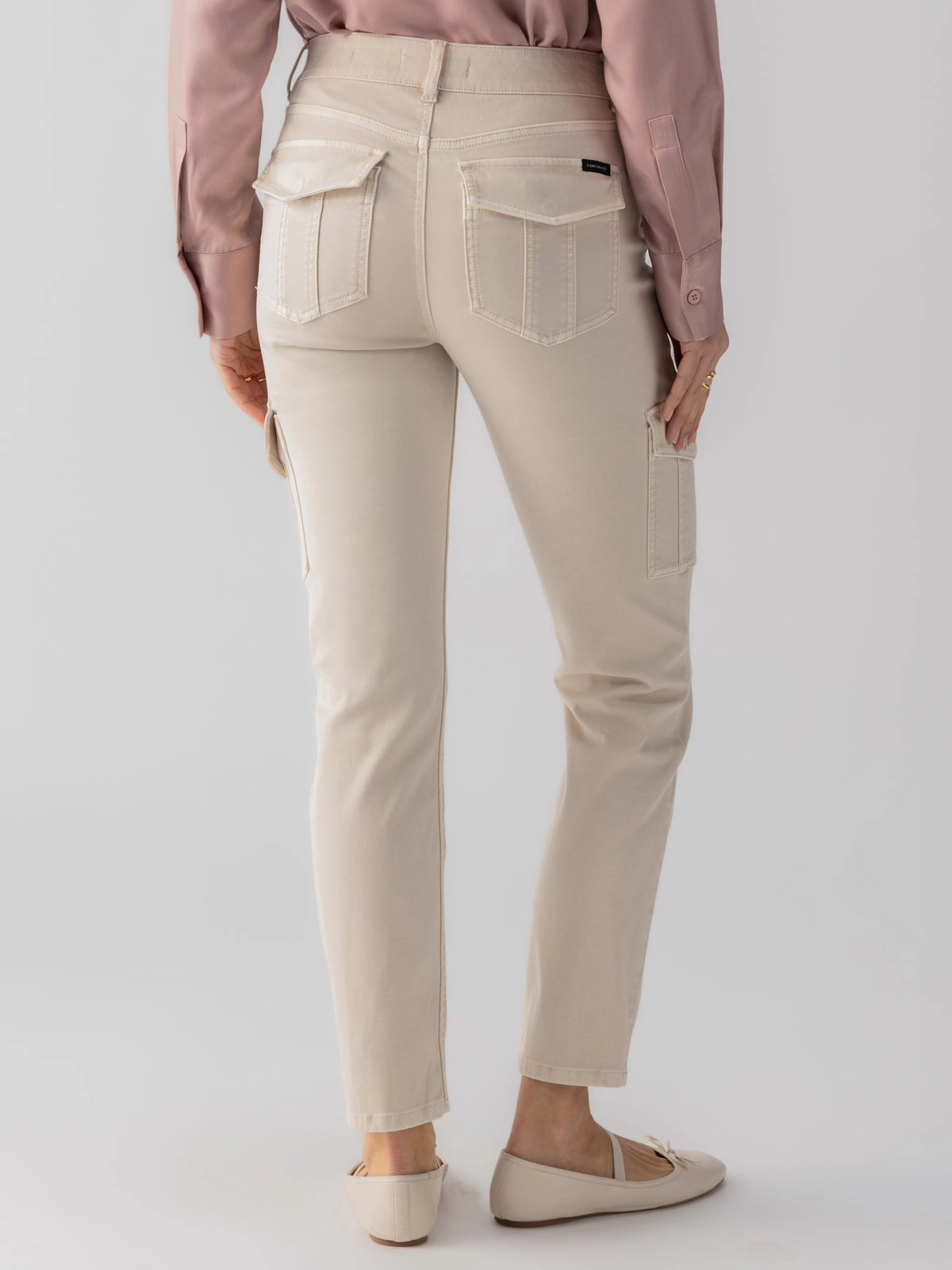 Sandwich Mesh Panel Structure Ribbed Trim Details Sculpted Hayden Cargo Standard Rise Pant Toasted Almond