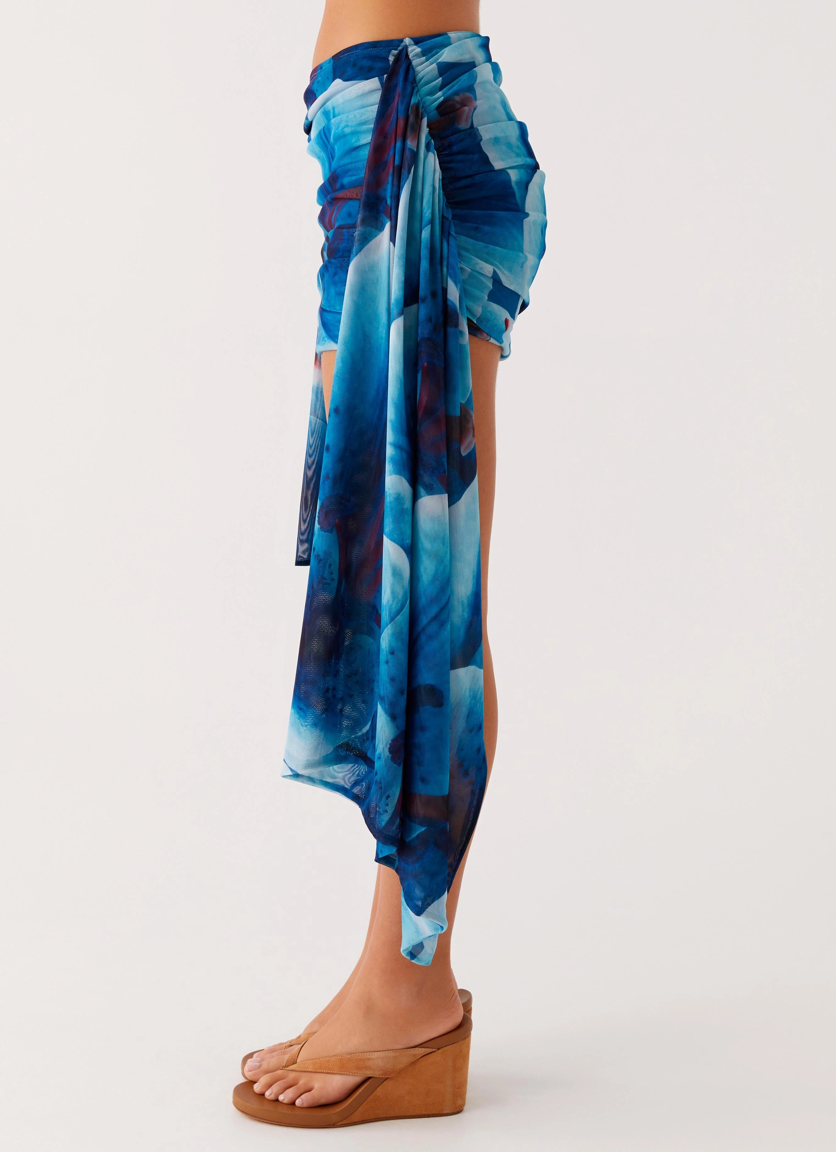 Modern Combo Sophisticated Casual Tigerlily Micro Skirt - Turquoise Floral