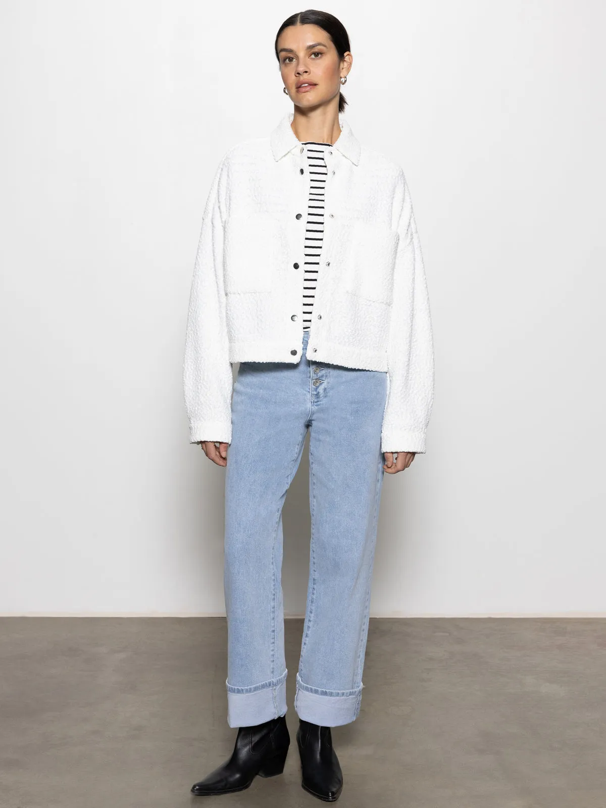 LayeringFriendly Weight Trimmer Knit Shacket Chalk