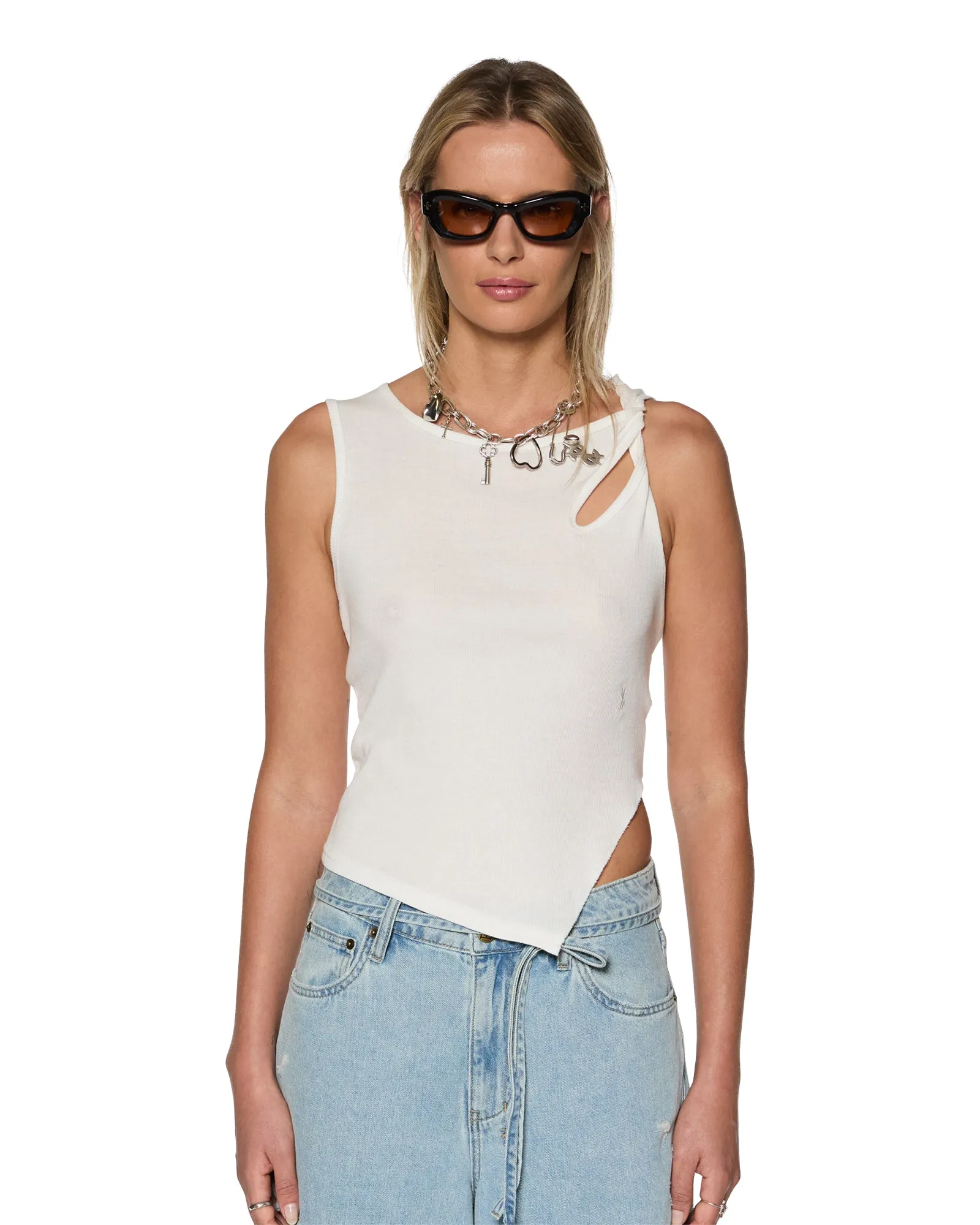 MoistureWickingMaterial TWISTED TANK WHITE Asymmetric Hem