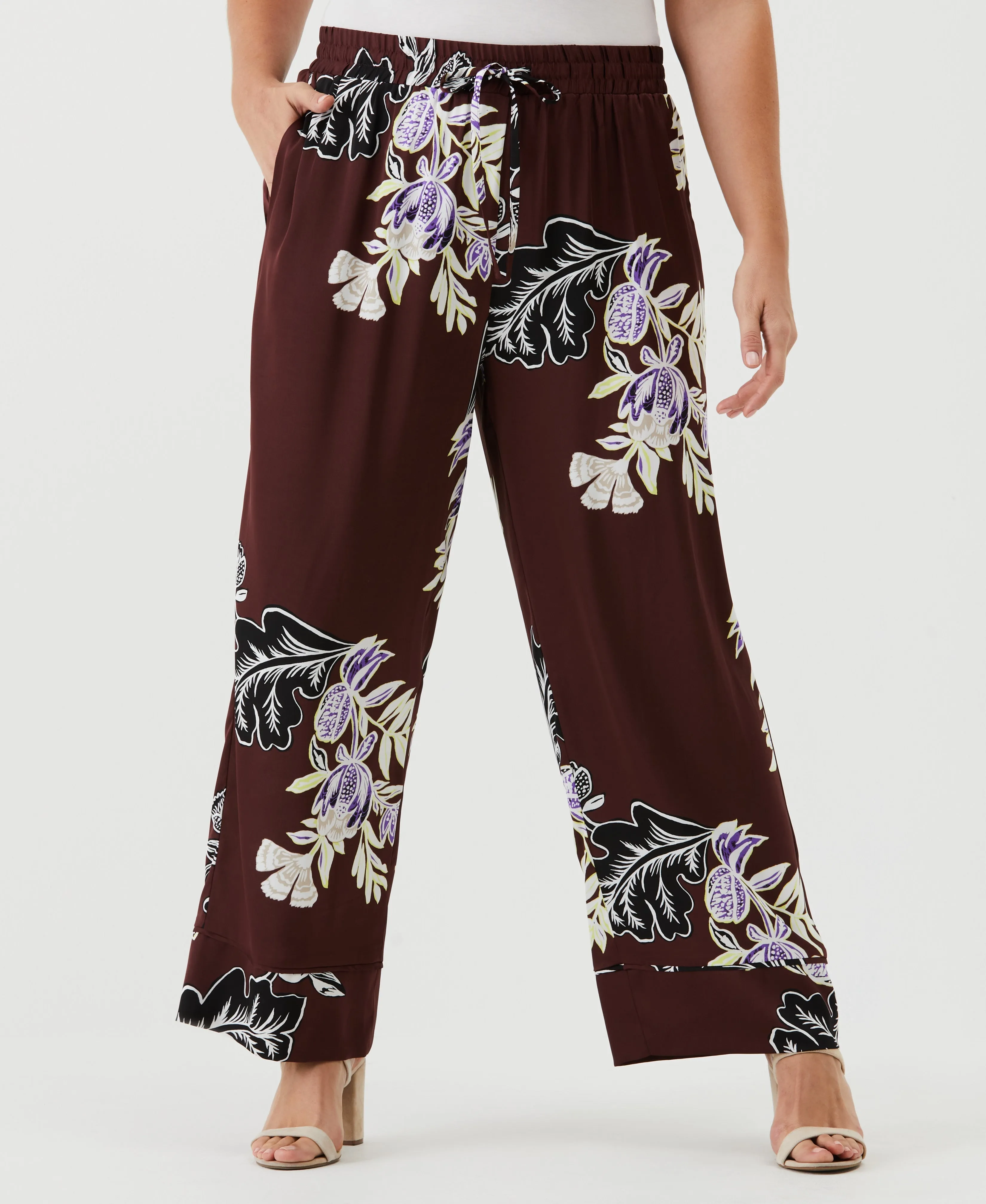 Training Wear Plus Size Drawstring Pant with Piping