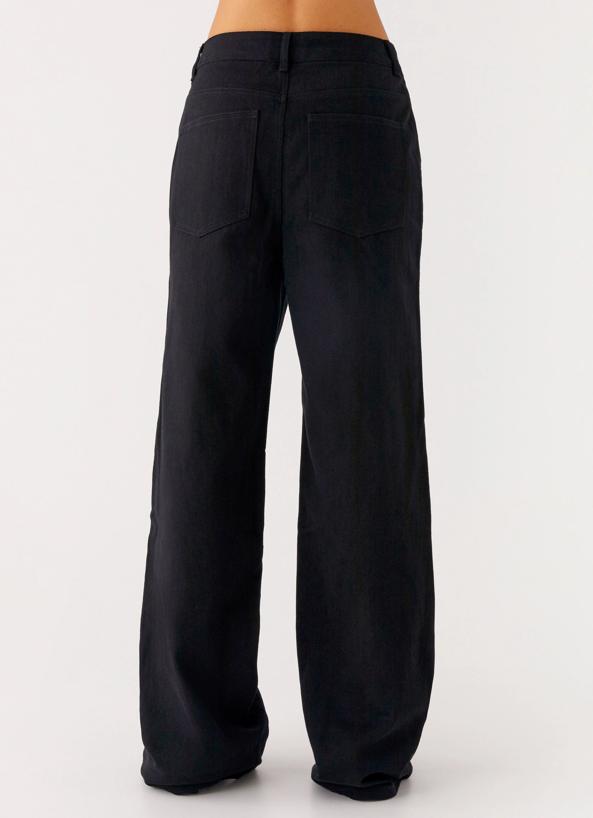 Back Again Straight Leg Denim Jeans - Black Street Essential