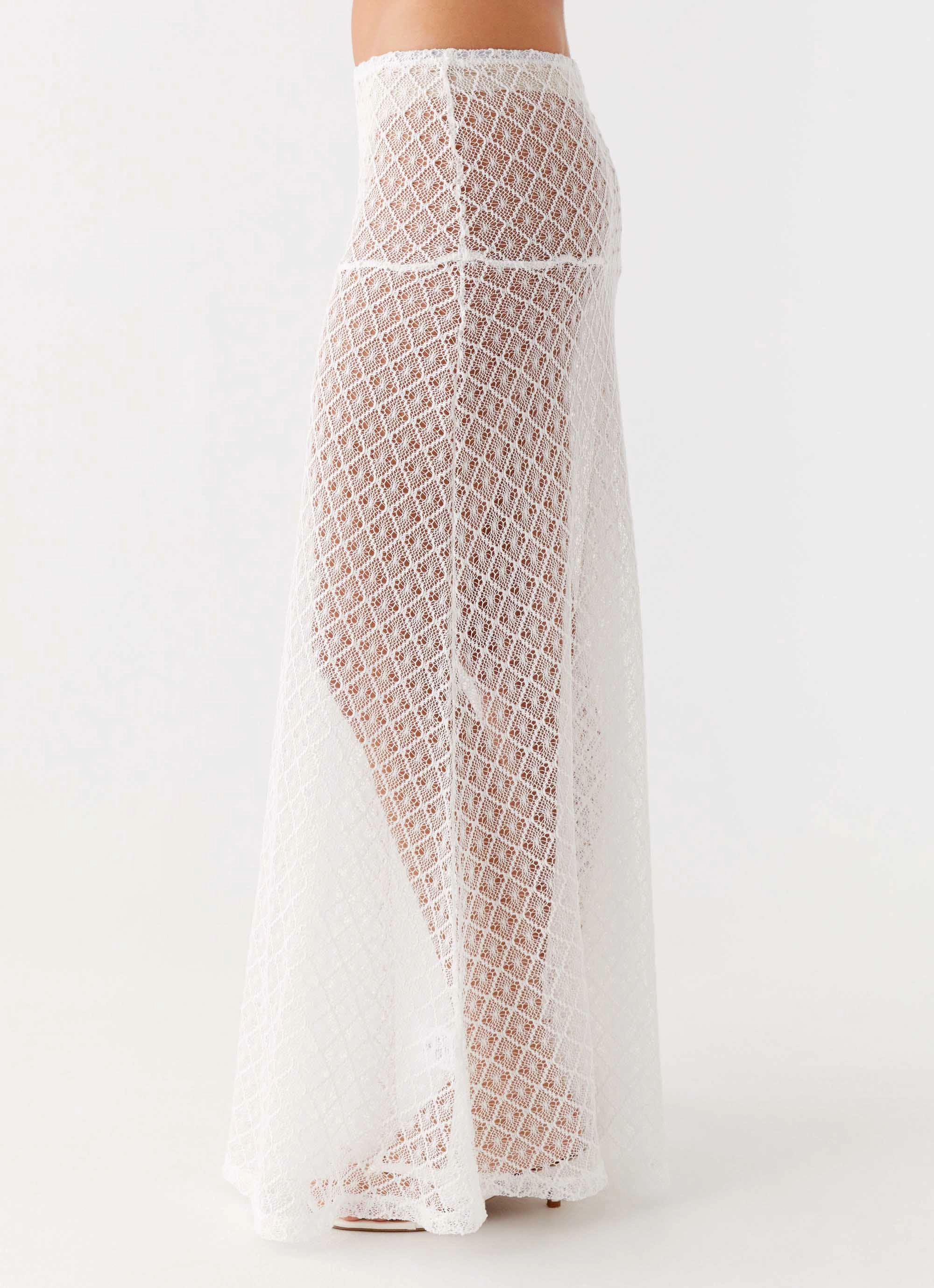 Core Collection Outfit Essence Velli Crochet Maxi Skirt - White