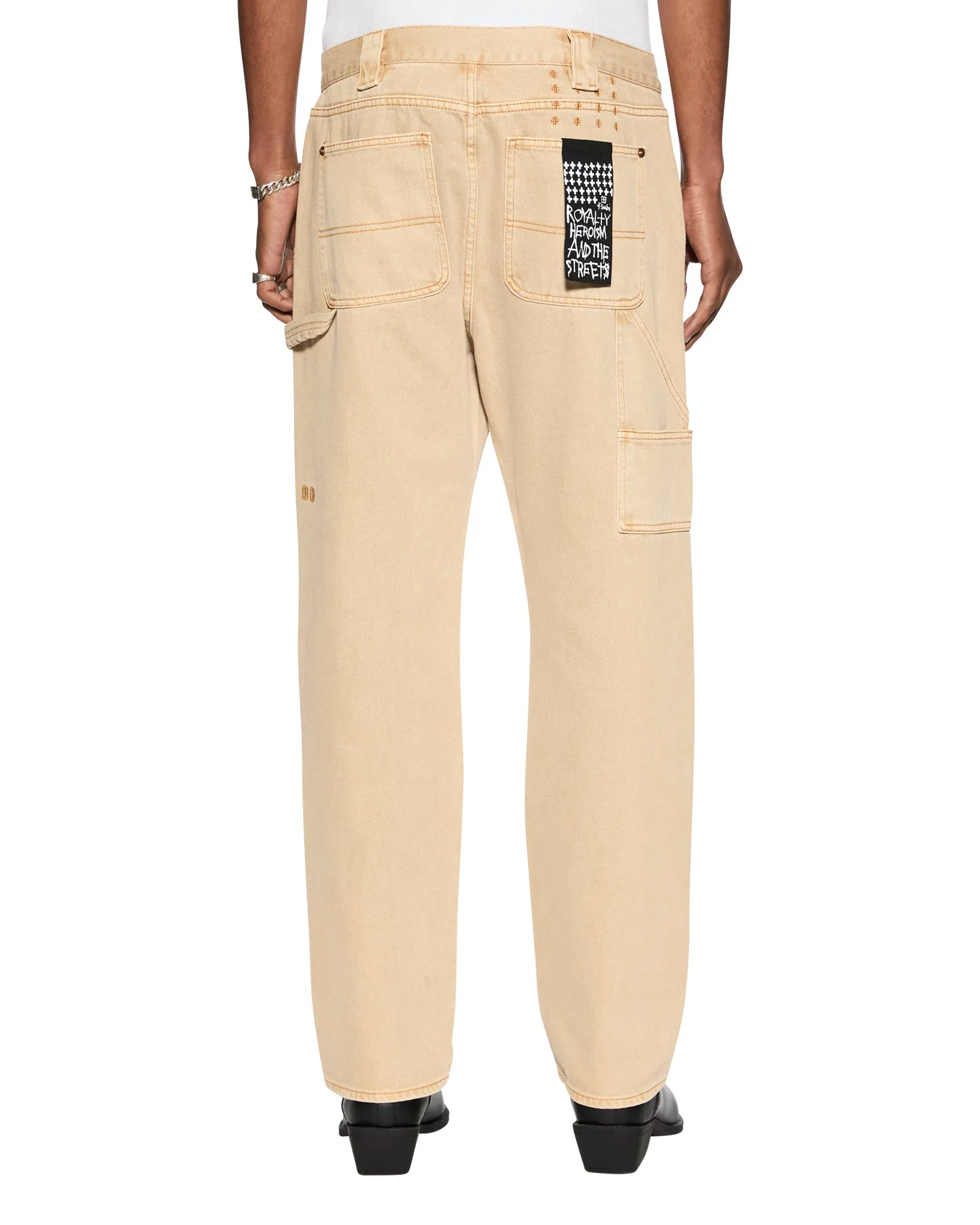 Contoured Panel Design Reflective details Versatile Comfort ANTI K STANDOFF