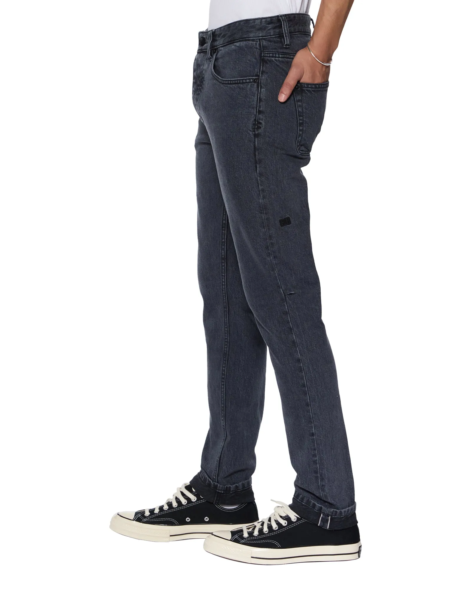CHITCH SELVEDGE NY BLACK Textured Family Style Autumn Days Morning Stroll Sustainable Classic