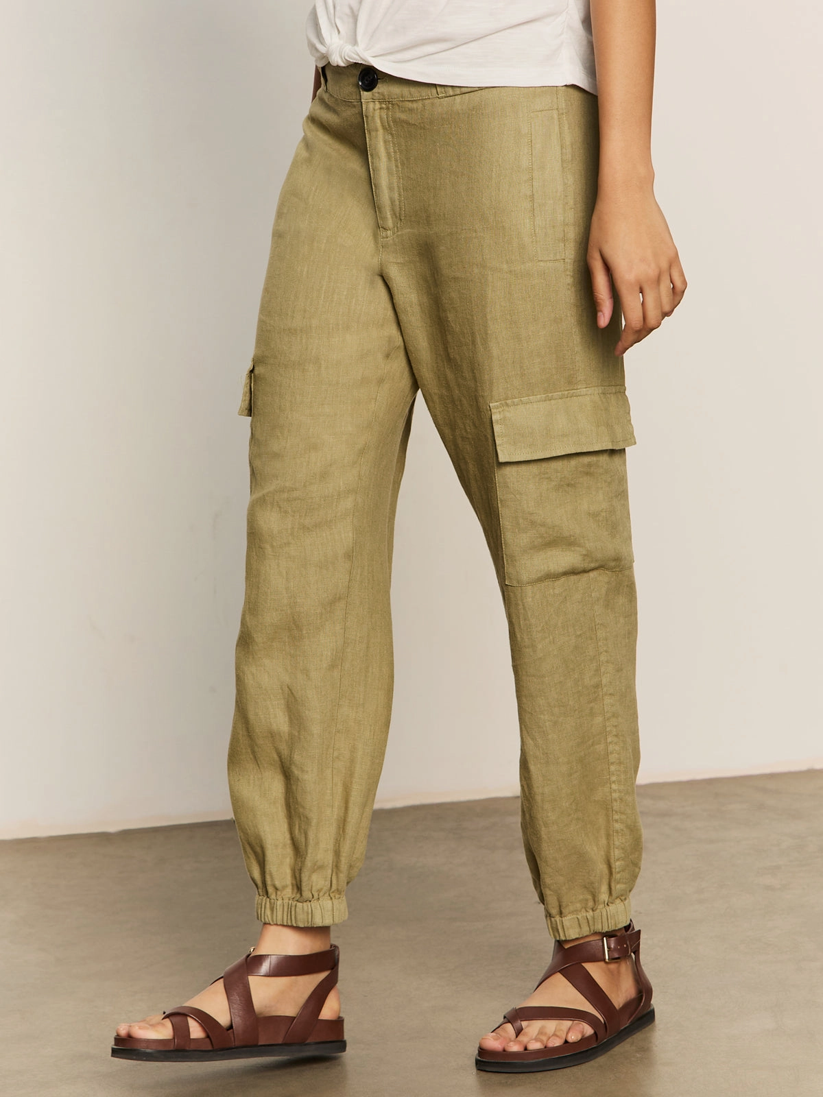 Flexible Neckline Petal Sleeve Architecture Take Over Linen Jogger Standard Rise Pant Bamboo