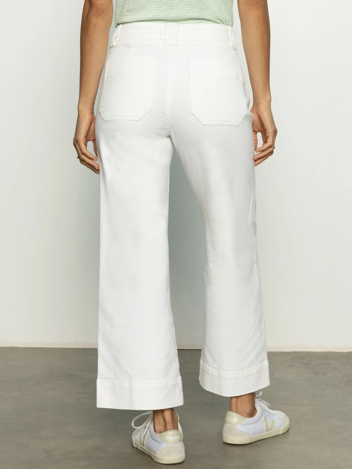 Voyage Standard High Rise Crop Pant Bleached White Softened Hem