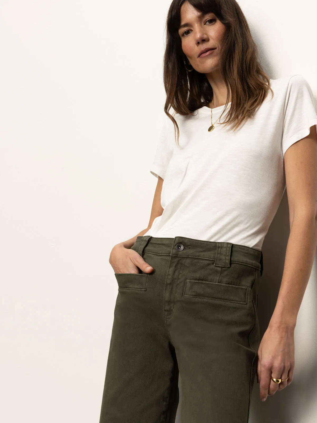 Voyage Standard High Rise Crop Pant Kalamata Lounge-friendly